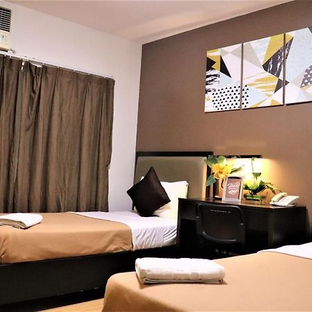 The Studio 18 Residences Manila Exterior foto