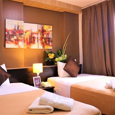 The Studio 18 Residences Manila Exterior foto